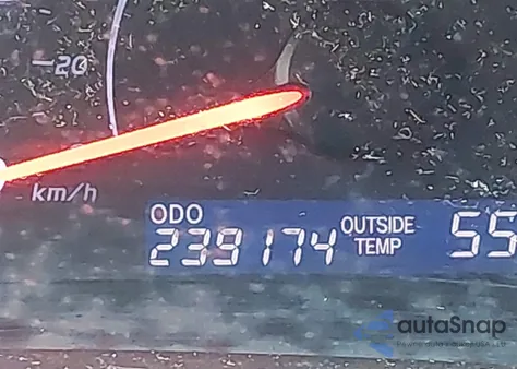 2010 Toyota Camry Le z USA, uszkodzony, nr VIN 4T1BF3EK5AU578328